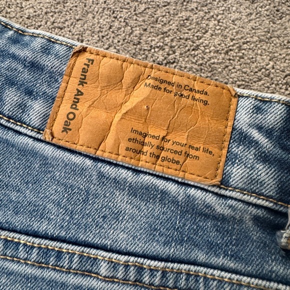 Frank and Oak Women's 27 Jeans Straight Leg Light Wash - Picture 6 of 7